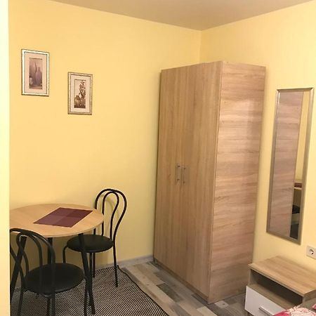 Киев Сдам Посуточно Ул Доброхотова 28 Daily Rent Kyiv St Dobrokhotova 28 Apartment Exterior foto