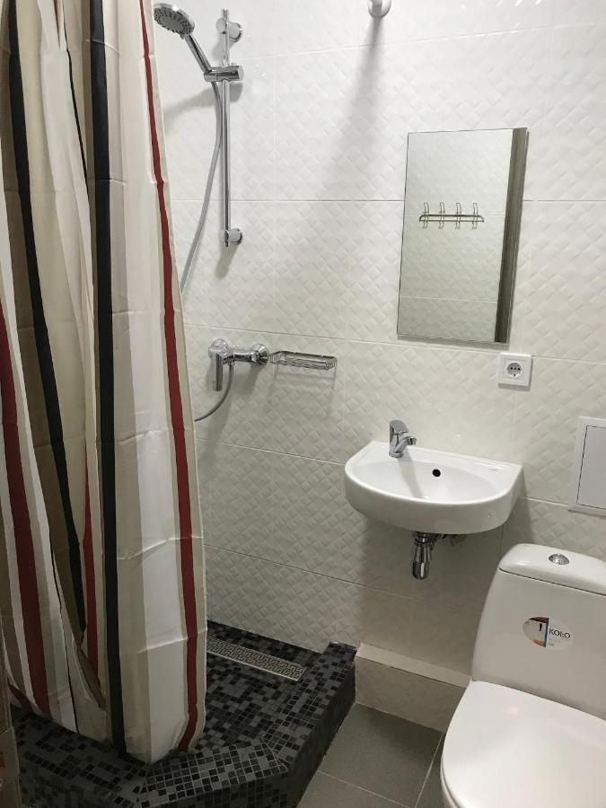 Киев Сдам Посуточно Ул Доброхотова 28 Daily Rent Kyiv St Dobrokhotova 28 Apartment Exterior foto
