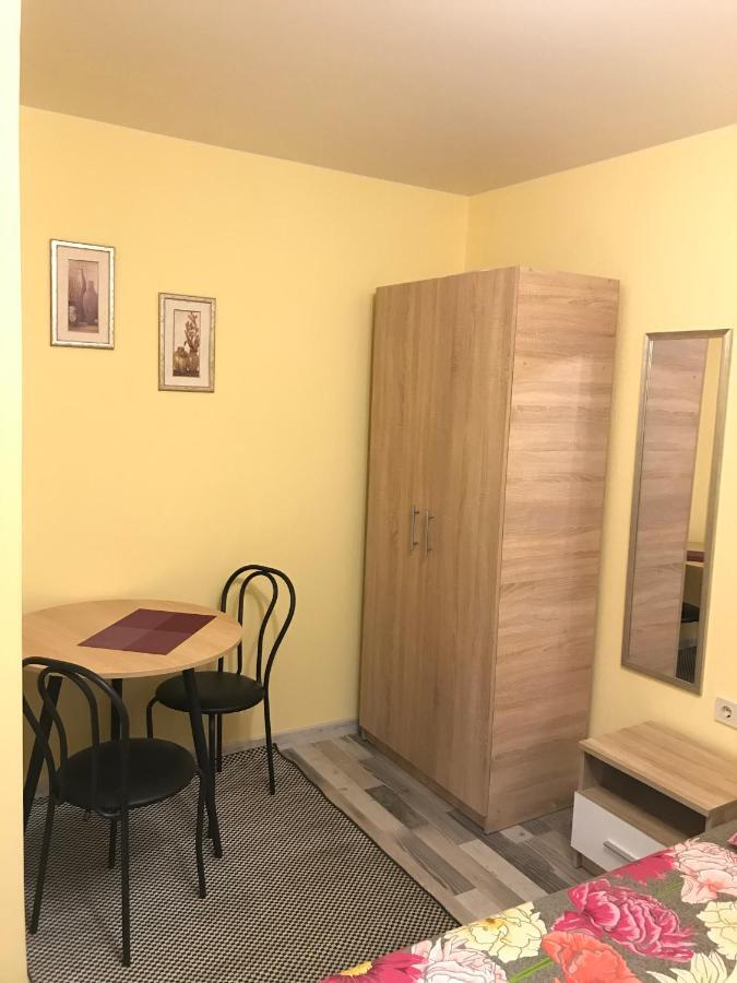 Киев Сдам Посуточно Ул Доброхотова 28 Daily Rent Kyiv St Dobrokhotova 28 Apartment Exterior foto