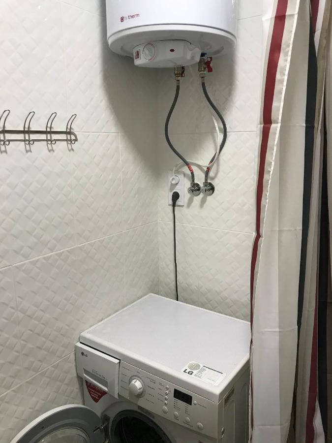 Киев Сдам Посуточно Ул Доброхотова 28 Daily Rent Kyiv St Dobrokhotova 28 Apartment Exterior foto